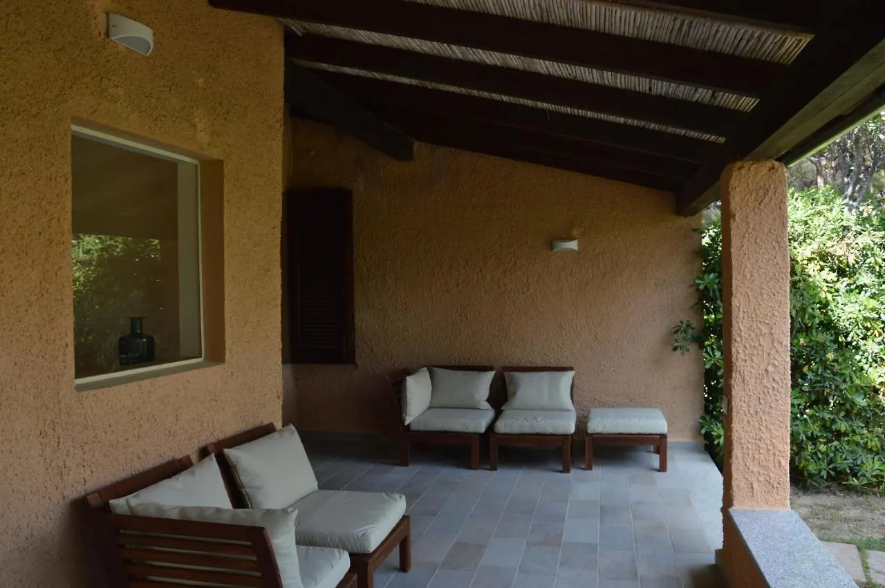 Casa A Calaverde Vista Mare Santa Margherita di Pula Feriehus
